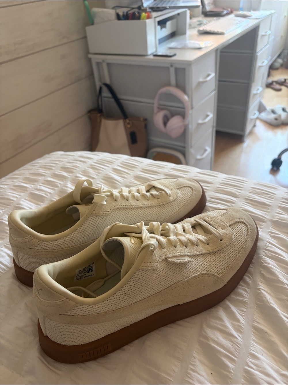 Puma Cream/Tan Low-Top Suede & Knit Sneakers - Picture 3 of 4